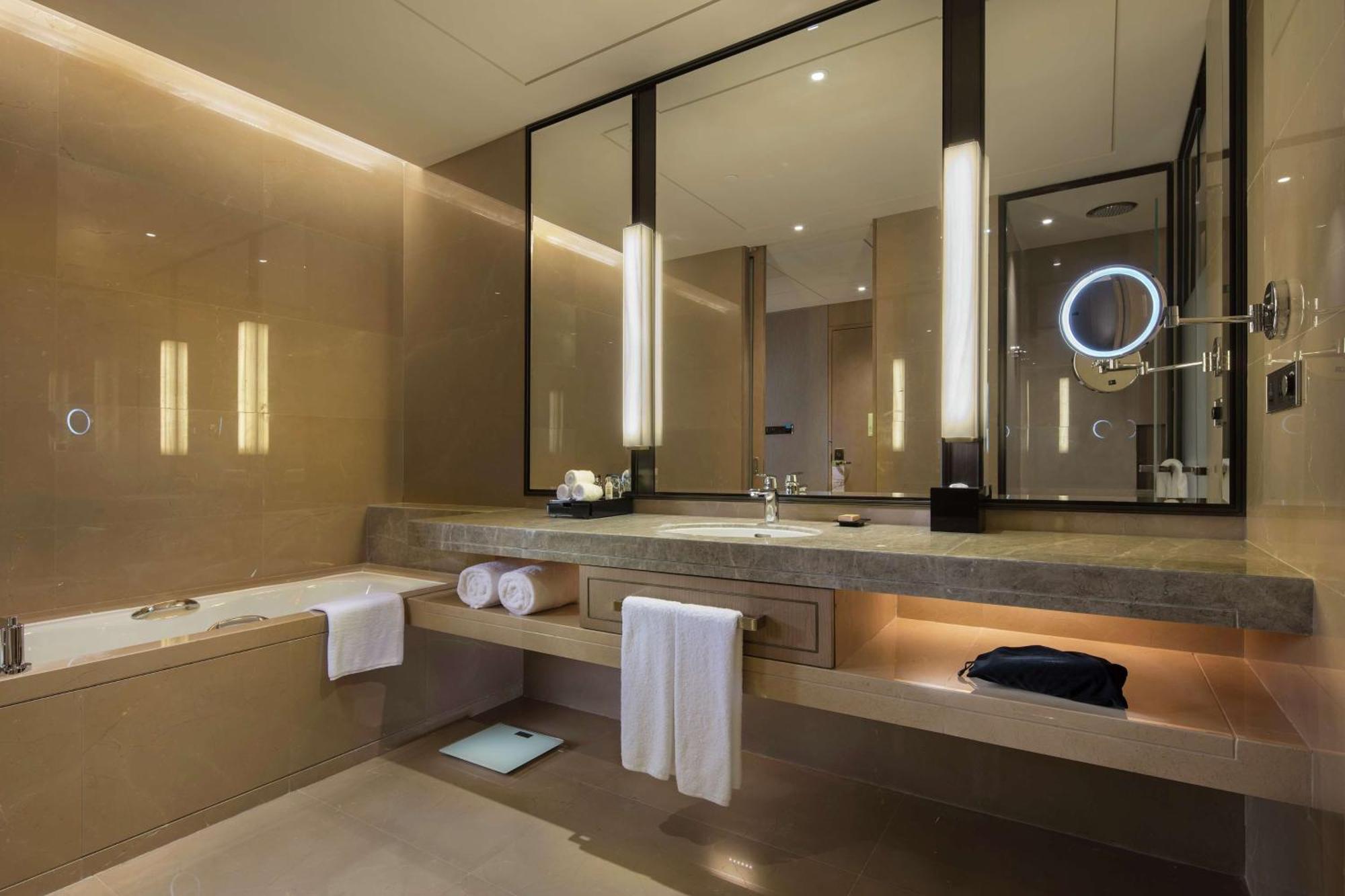 Doubletree By Hilton Xiamen-Haicang Exteriör bild